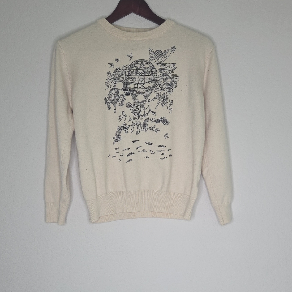 Women's Cream Graphic Crewneck Sweater  M